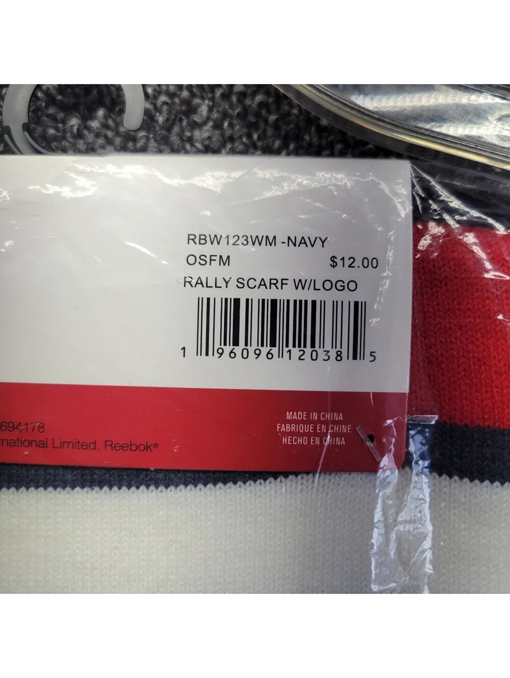 Reebok Rally Scarf with Fringe Soft Recycle Material Logo NEW with Tag